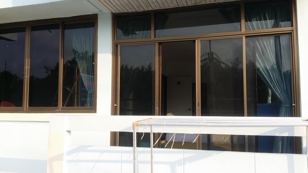 Parfun Guesthouse Ban Nai Rai Exterior foto